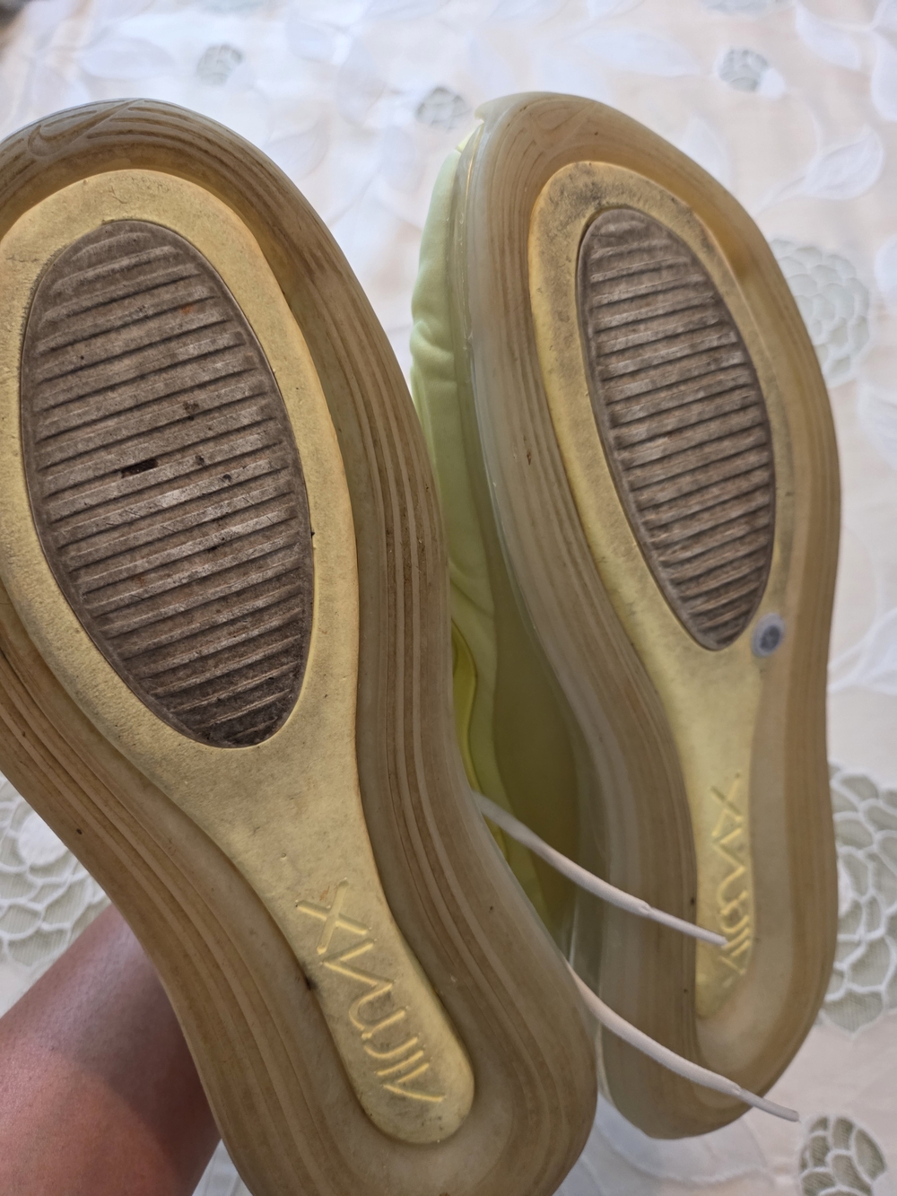 Nike Air Max 720 Light Yellow Sneakers - Picture 7 of 10